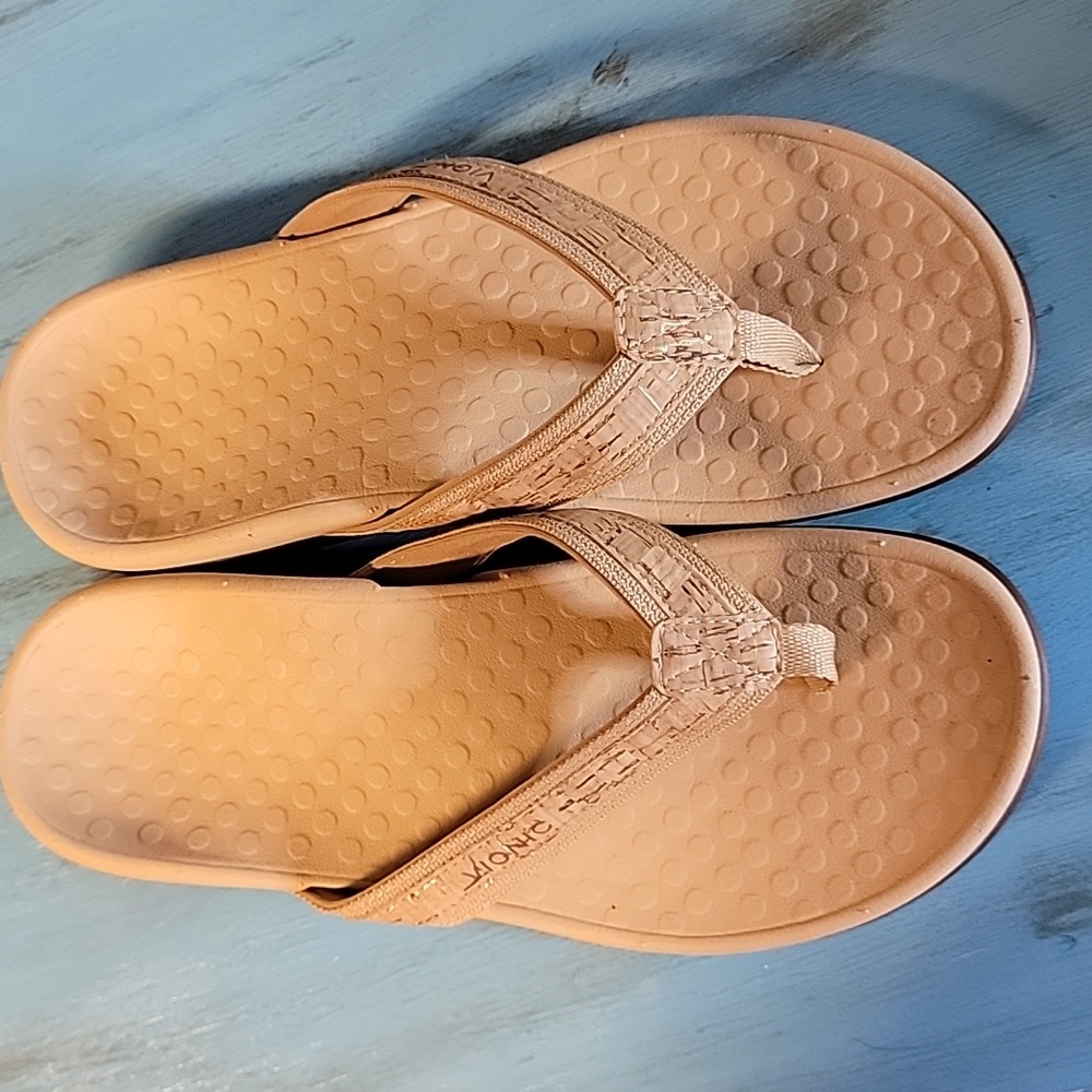 Vionic Tide II Cork Sandals Flip Flops Women's Size 8 EU 39 used great condition
